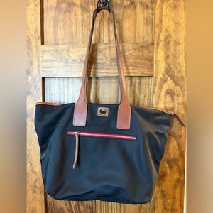 Stylish Black and Brown Dooney & Bourke Tote Bag